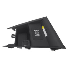 Load image into Gallery viewer, CarQiWireless Wireless Phone Charger for Toyota Yaris 2019 2018 2017 2016 2015