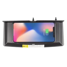 Load image into Gallery viewer, CarQiWireless Wireless Charger for Land Rover