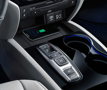 Reasons Why Buy Integrated Wireless Phone Charger for your Car