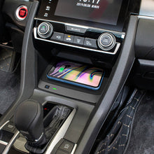 Load image into Gallery viewer, CarQiWireless Wireless Charger for Honda CR-V 2017-2019 / Civic 2017-2021