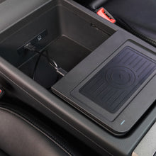 Load image into Gallery viewer, Car Wireless Phone Charger for Audi Q5 SQ5 2022 2021 2020 2019 2018 Center Console,Charging Pad Mat for Audi Q5 SQ5 Accessories Interior