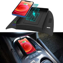 Load image into Gallery viewer, CarQiWireless Chevy Malibu Wireless Charger, for Chevrolet Malibu 2016-2022 with USB Port Wireless Charging Pad for L LS RS Limited LT Premier