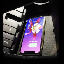 Load image into Gallery viewer, CarQiWireless Wireless Phone Charger for Honda HR-V / Vezel 2020 2019 2018 2017