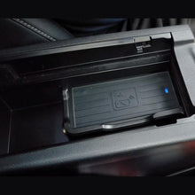 Load image into Gallery viewer, CarQiWireless Wireless Phone Charger for 2013–2018 Lexus ES 200/ 250/ 300h/ 350 (XV60)