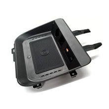 Load image into Gallery viewer, CarQiWireless Wireless Charging Pad for Toyota RAV4 2019 2020 High Performance